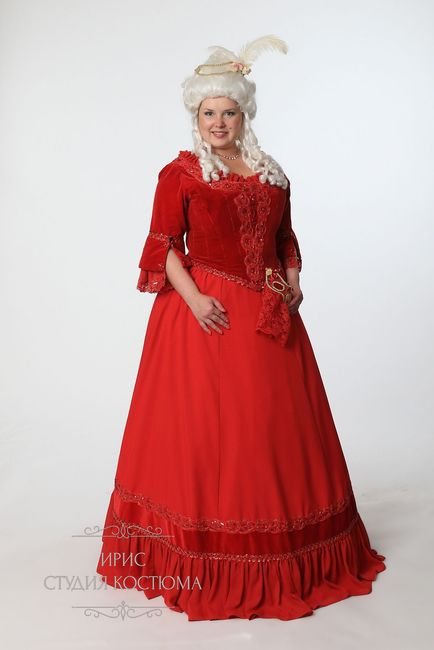 Красное платье 18 века большого размера